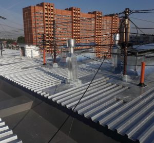 НСК, Комсомольская, 31 крыша после ремонта
