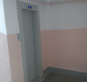 двери шахты