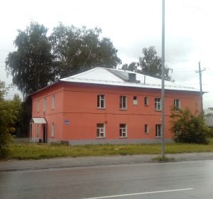 ул. Автогенная, 146 (фасад, крыша) – после ремонта