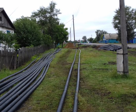 1. около 690 км. водопроводных сетей (для представления это больше чем расстояние от Новосибирска до Омска);